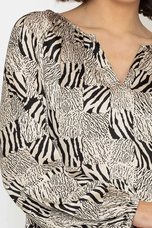 Rowen Avenue Animal Print Blouse*Women Tops & Blouses