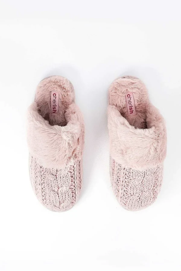 Cherish Accessories Cable Knit Slippers In Pink*Women Nightwear