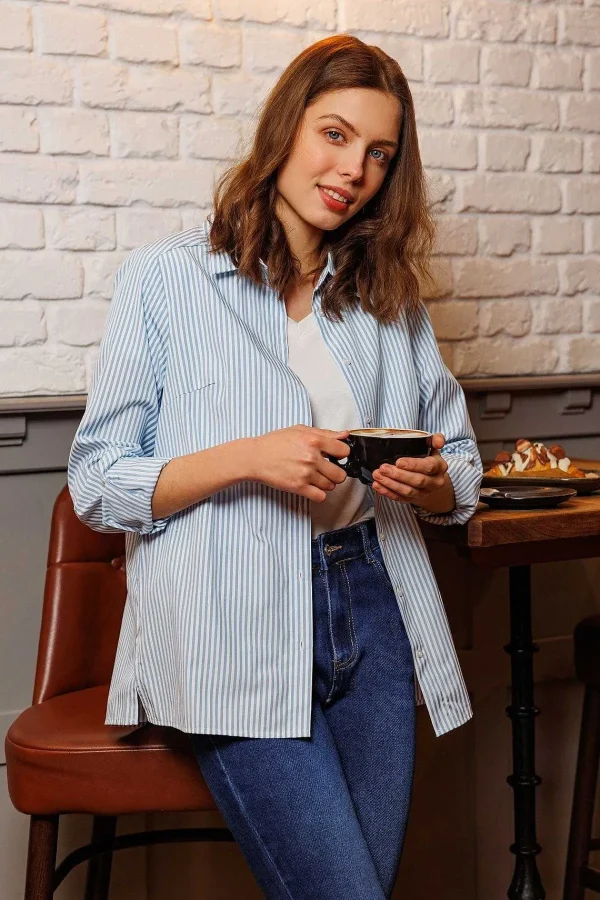 Kelly & Grace Weekend Longline Stripe Shirt In Blue*Women Tops & Blouses