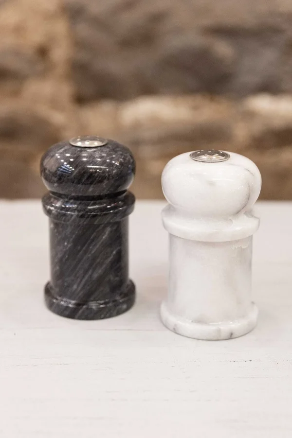 Newbridge Silverware Marble Salt & Pepper Shaker* Kitchenware