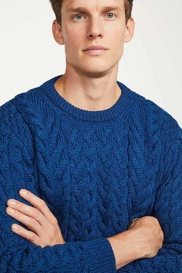 Aran Woollen Mills Men'S Crew Neck Sweater In Blue* Him