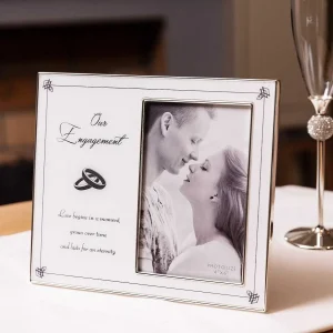 Carraig Donn Living Silver Engagement Frame* Homeware