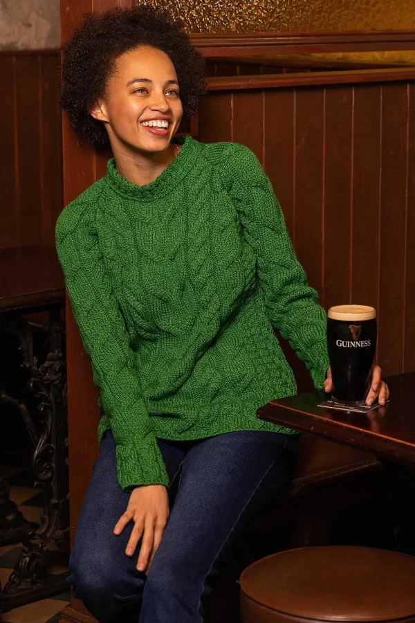 Aran Woollen Mills Super Soft Raglan Crew Sweater In Green*Women Jumpers & Cardigans